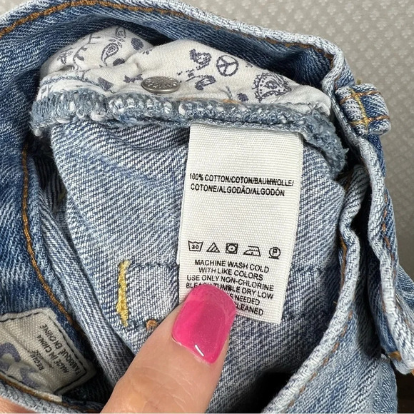 Free People We The Free Loose Sofia Distressed‎ Shorts - Picture 5 of 6